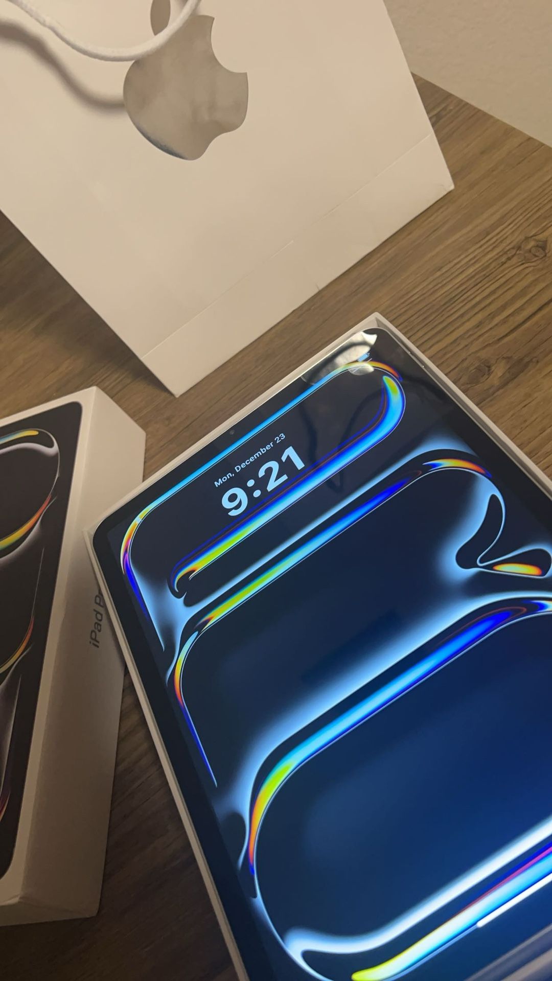 iPad Pro M4 Newest Model (PRICE NEGOTIABLE)