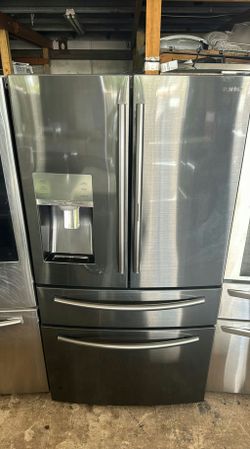 Samsung 4-Door Refrigerator (French Door Fridge with Drawer Freezer) - Water Dispenser LED Lighting