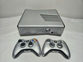 Custom Limited Edition Halo Reach Xbox 360 with 2 TB Hard Drive