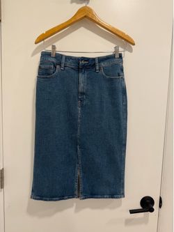 Gap size 4 denim skirt