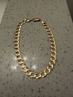 10k Cuban Link Bracelet