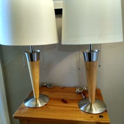 BEAUTIFUL VINTAGE 2PC. WOODEN/STAINLESS DOUBLE BULB LAMPS. EXCELLENT CONDITION!