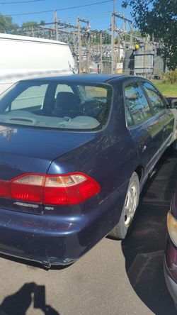 2000 Honda Accord LX part's only