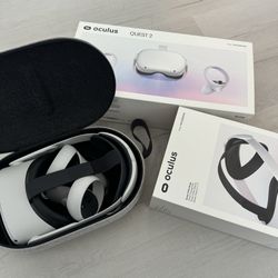 Oculus Quest 2 with Elite Strap and Case