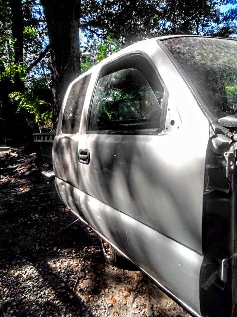 99-06 Chevy Or GMC Passenger Doors
