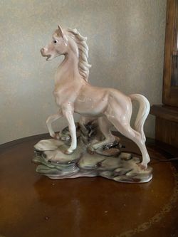 Horse TV Lamp