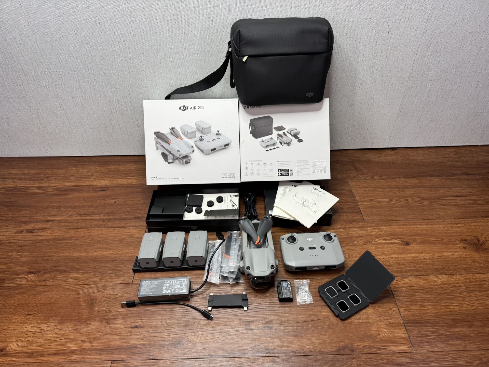 DJI Air 2S Fly More Combo Drone – Excellent Condition with Accessories