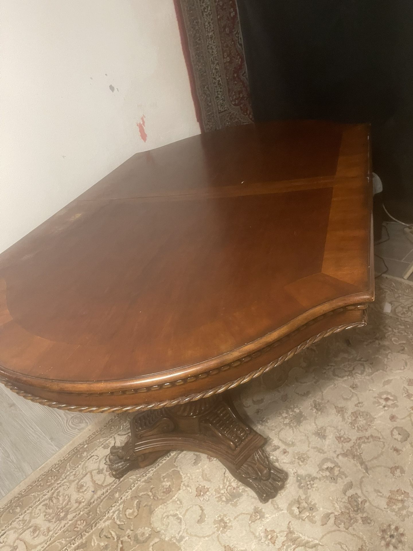 Dinning Table With Extension