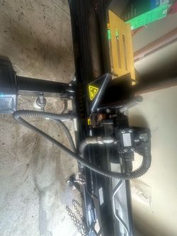 Brute, Briggs and Stratton 30 Ton Log Splitter