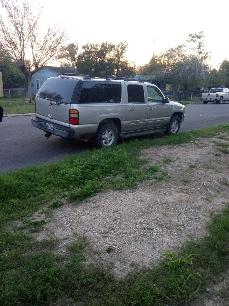 2004 GMC Yukon XL