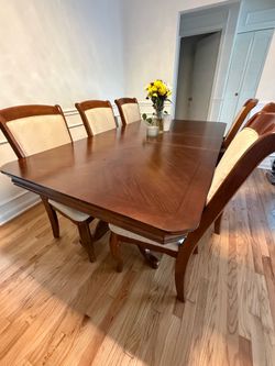 Dining Table with 6 Chairs – $750