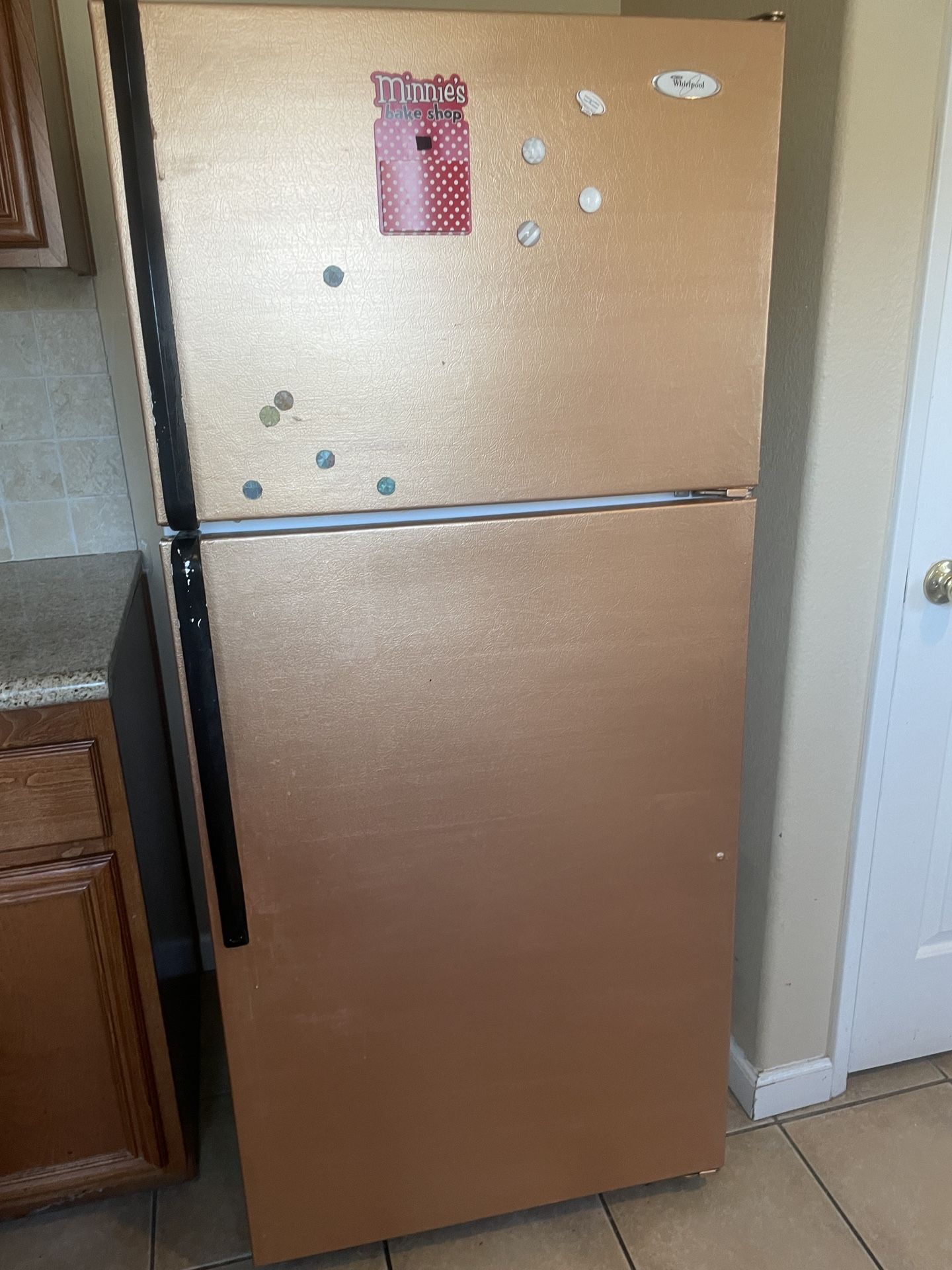 Refrigerator 