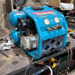 Makita Model Mac2400