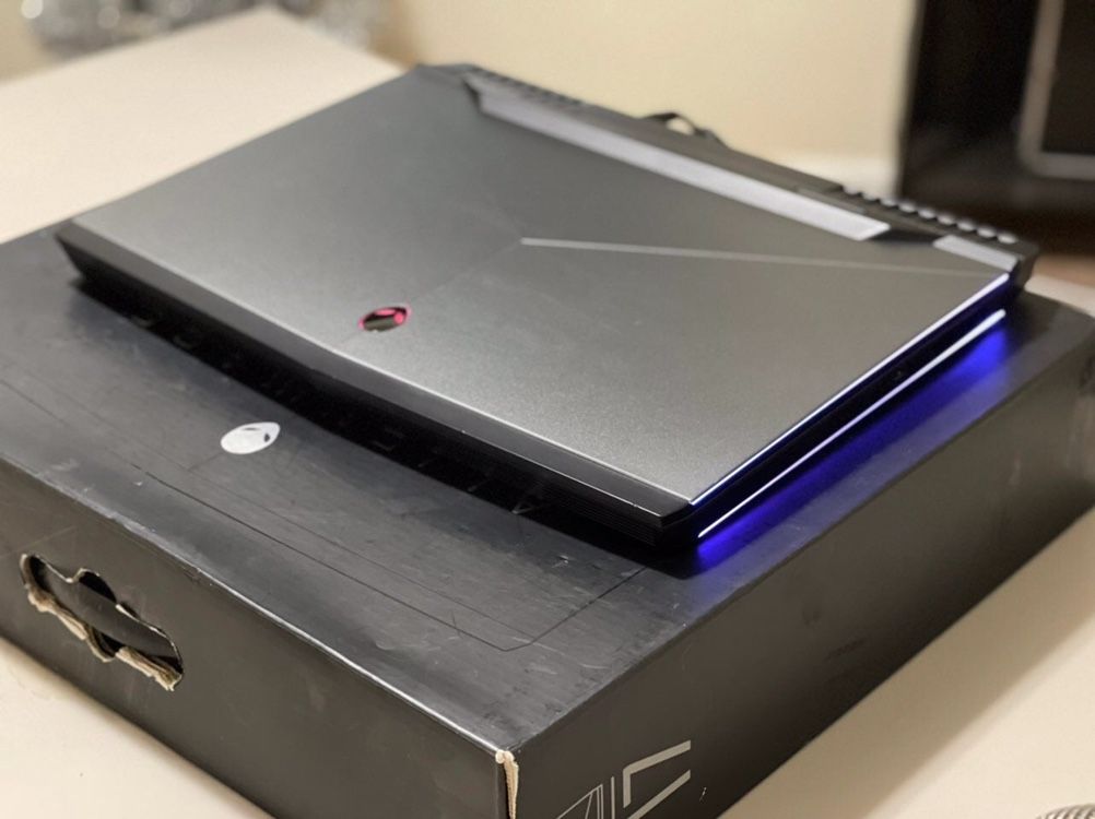 Alienware 17 R4 laptop