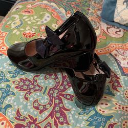 Shoes Size 2