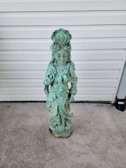 Garden Statue Needs A Little TLC