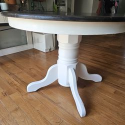 Round Pedestal Kitchen Dining Table