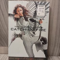The Hunger Games : Catching Fire DVD with rare silver  limited edition Slipcover