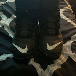 Football Cleats Size 9 $25 Obo