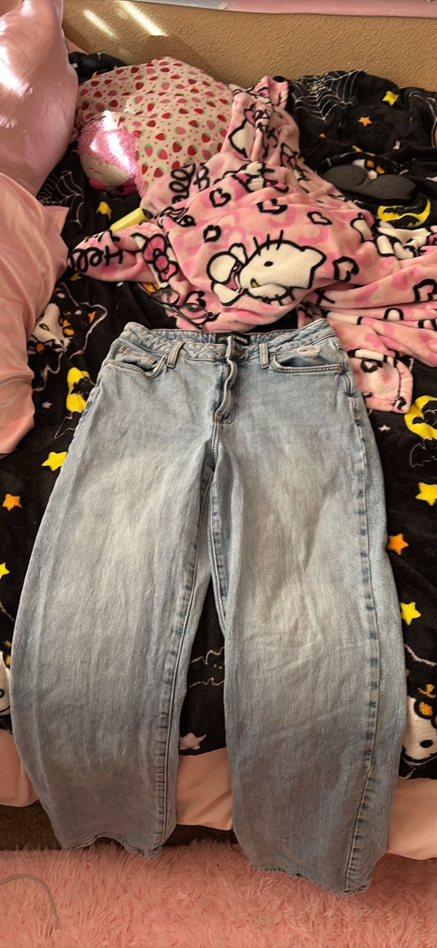 Fashion Nova Jeans