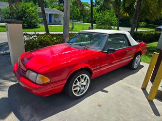 1992 Ford Mustang