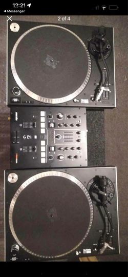 DJ Turntables - Numark NTX1000 Pro