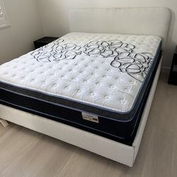King Size Mattress Pillow Top 12” Thick.   New Mattress In A Plastic Sealed 