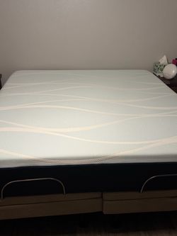 Memory Foam Mattress with Adjustable Base