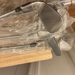 Golf Clubs 