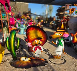 Fun animated characters🐸Cactus, Flowers
Metal Yard Art🪷PLANTERS