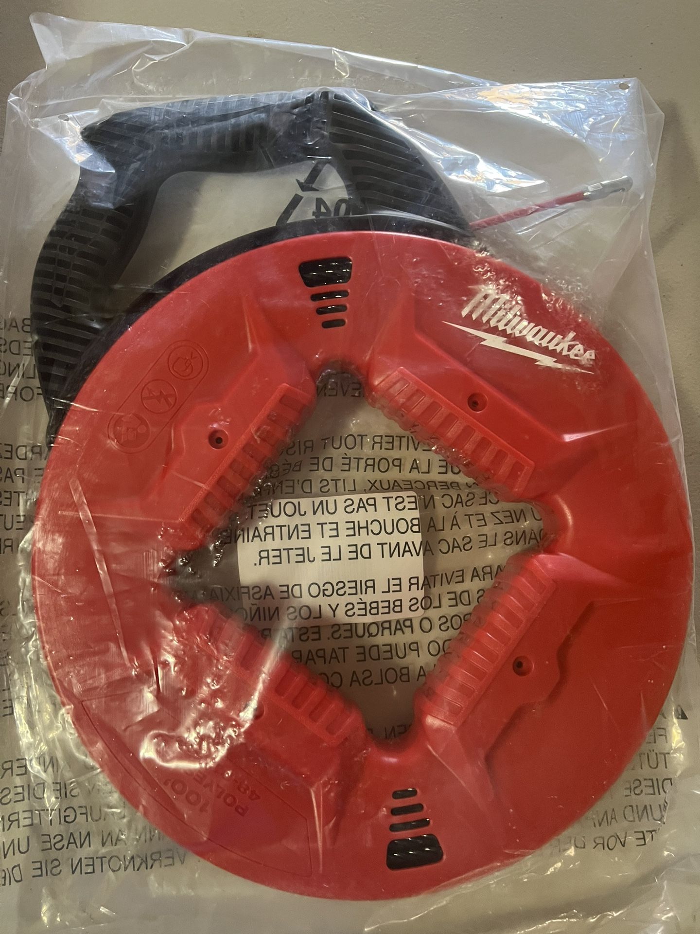 Milwaukee 48-22-4195 100-Foot Polyester Fish Tape w/ Flexible Metal Leader