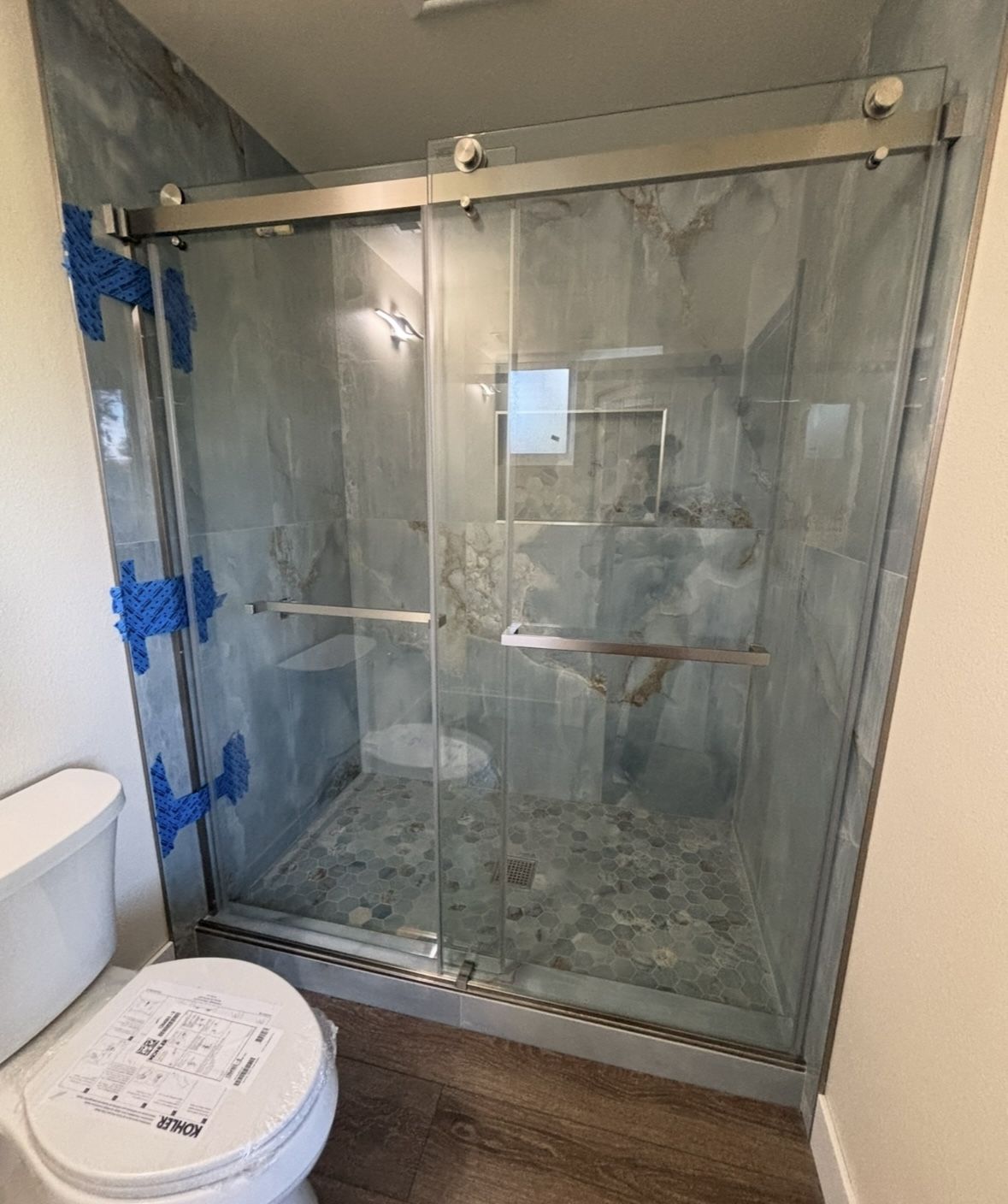 Shower Doors With Install 