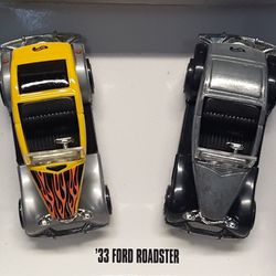 Hot Wheels 1:64 Scale Special Edition '33 FORD ROADSTER KB Toys Exclusive [Series 4]
