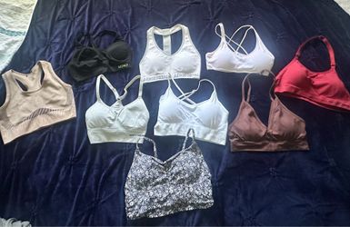 Women’s sport bras size M