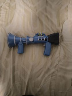 Look at Description Minion Toy Blaster - Good Condition $15 frim