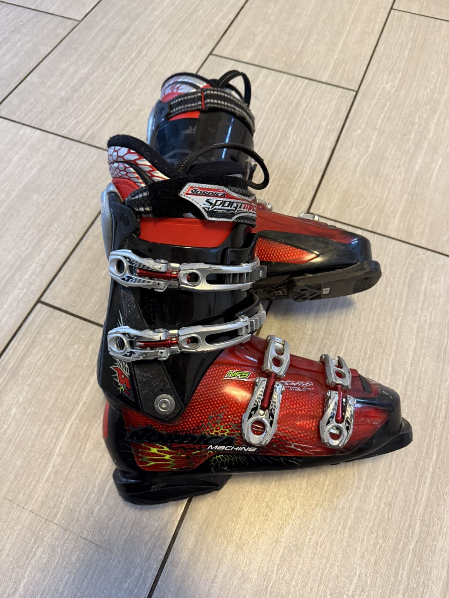 Salomon Men's Energyzer 100 Custom Shell Ski Boots Sz 27.5 Black Red Gray