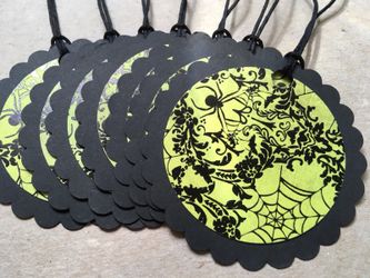 Halloween Hang Tags Spiders Party Favor Treat Bags
