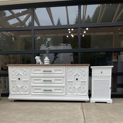 9 drawer Dresser, Credenza, Buffet Or Tv Stand 