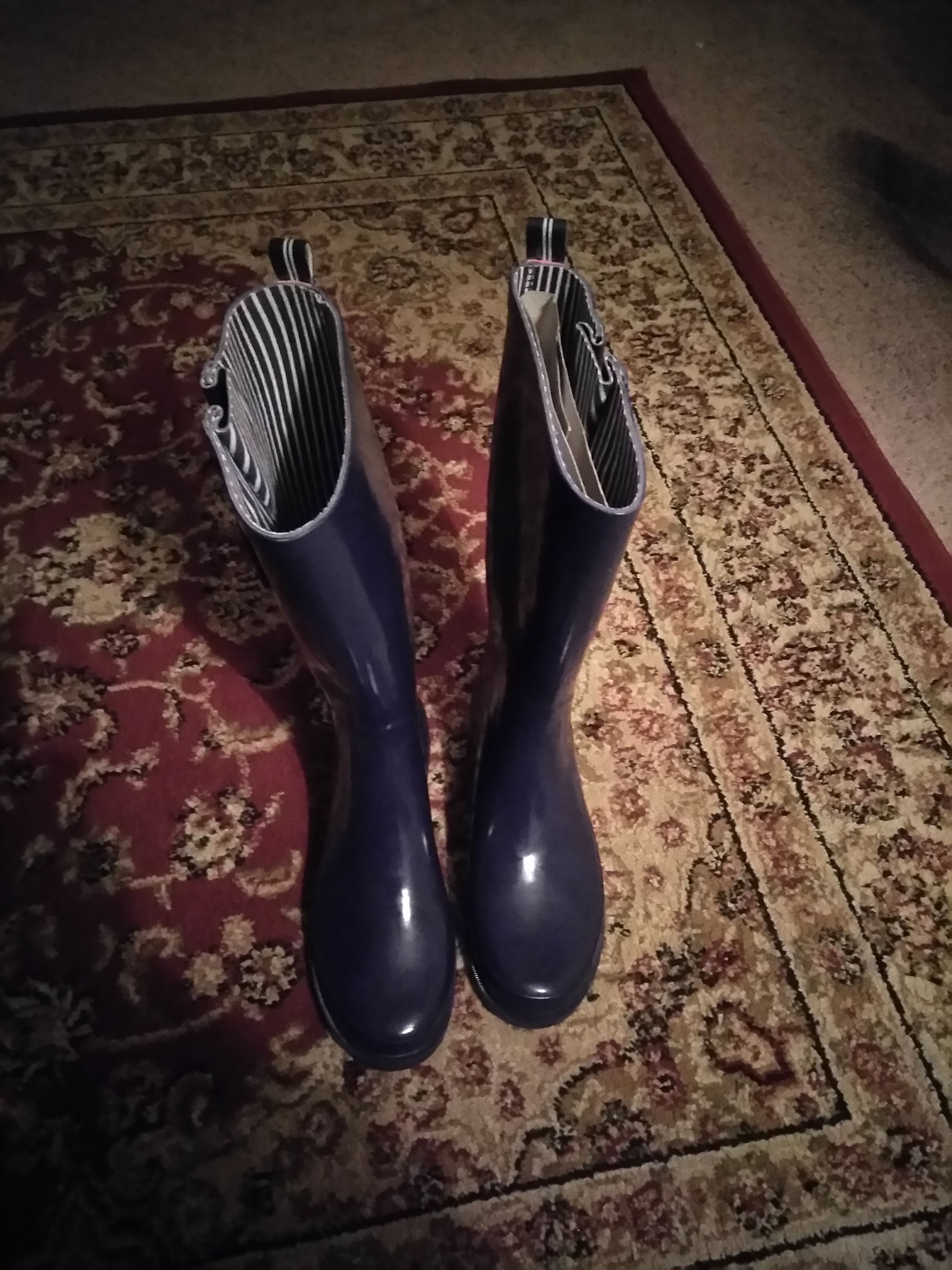 Brand new Nautica Navy blue rain boots size 7.