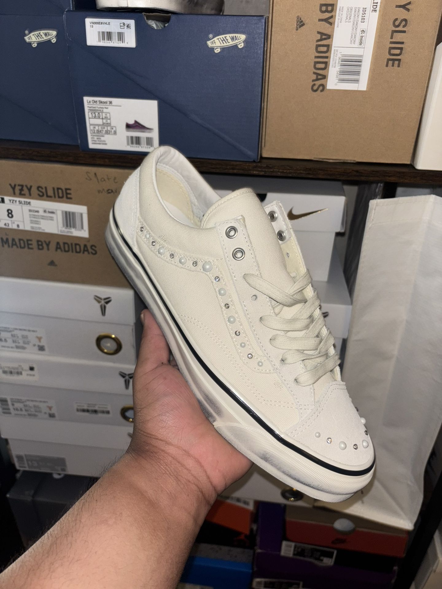 Vans Marshmallow Pearlized Pack Size 10M 12M Available