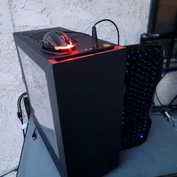 Gaming PC: Intel Core i7, HDMI, Wi-Fi, 16GB RAM, Windows11 25H2. 2TB Drive.