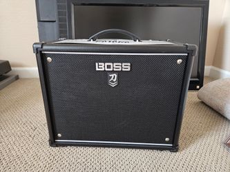 Almost new guitar amplifier