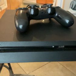 PS4 PlayStation Slim 