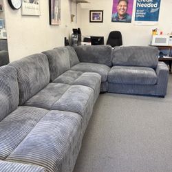 New 164x90 Corduroy Sectional Couch : Free Delivery 