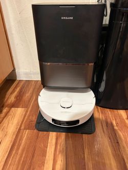 Dreame L40s Ultra CE Robot Vacuum & Mop - Open Box