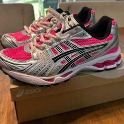 pink/ silver asics