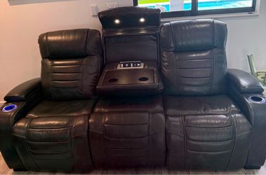 Reclining sofa