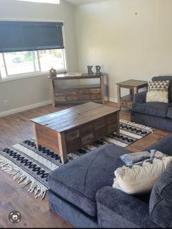 Rug & Pillows
