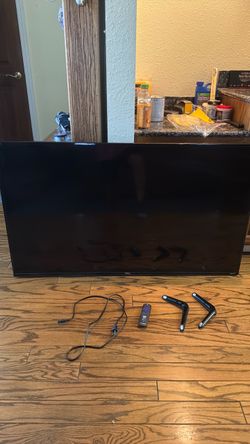 TCL Roku TV Flat Screen Television