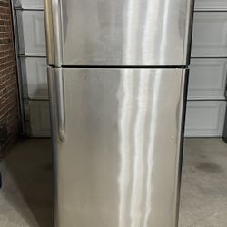 Frigidaire Fridge Refrigerator 